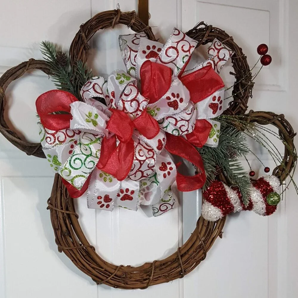 Holiday Dog Wreath, Holiday Dog Paw‎ Wreath, Christmas Grapevine Dog Wreath
